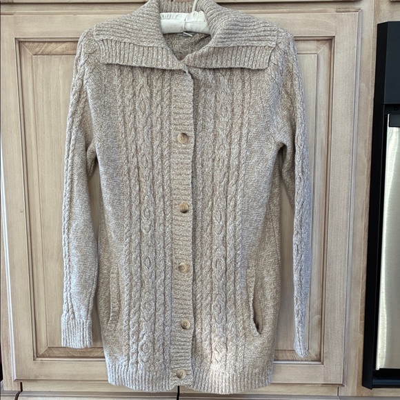 L.L. Bean Sweaters - L.L. Bean Light Tan Cable Knit Cardigan Sz M